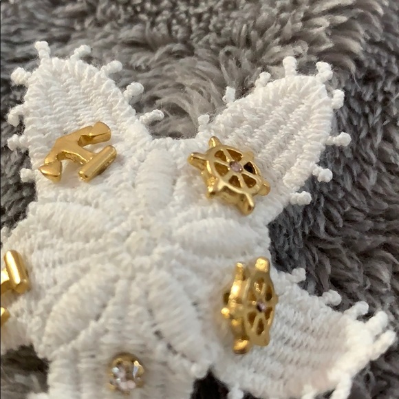 NWT 3 Pairs of Gold Earring Studs - Picture 4 of 6